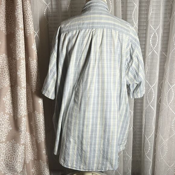 St. John's Bay Men's XL Casual Button Down Shirt 100% Cotton - Picture 3 of 6